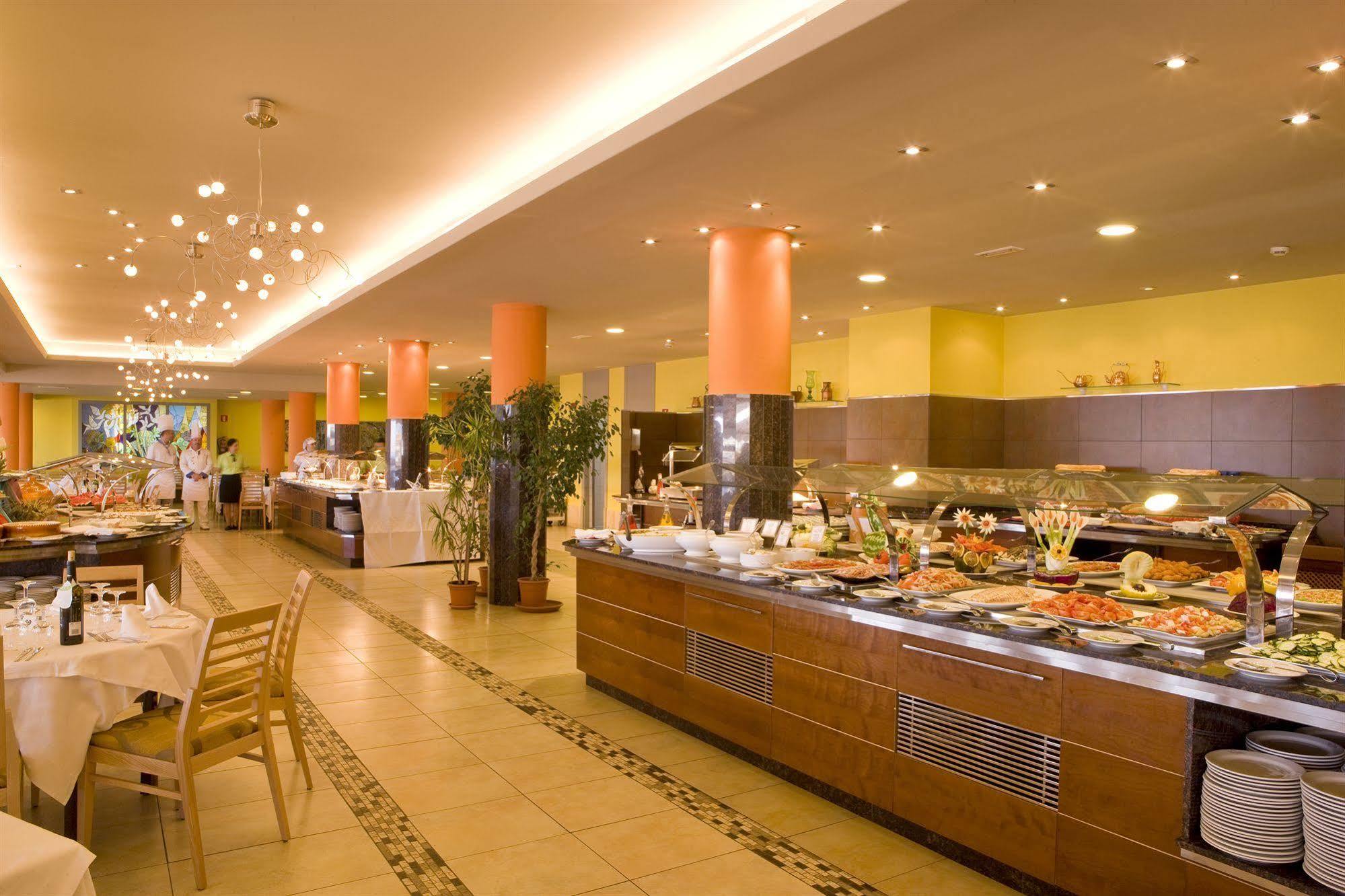 Universal Hotel Romantica Colonia de Sant Jordi Ngoại thất bức ảnh